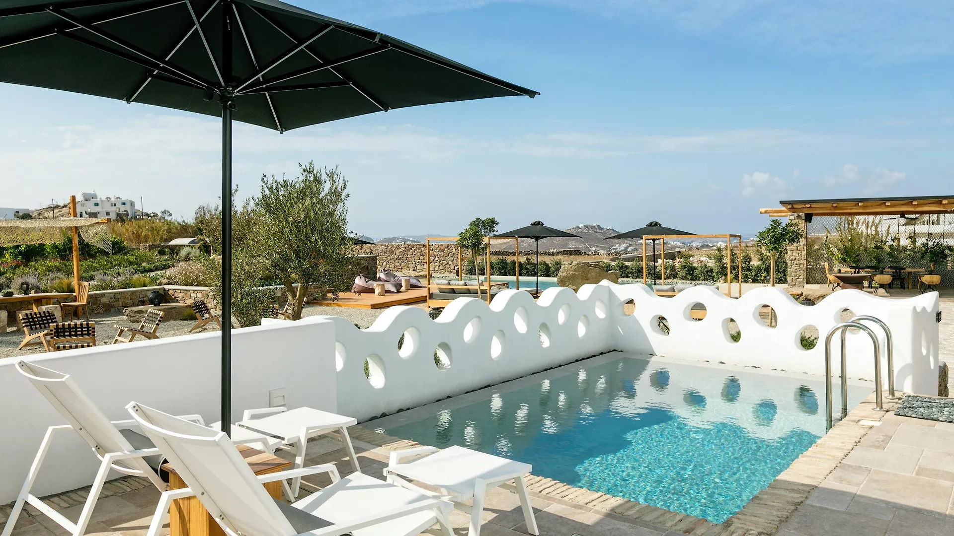 Portes Suites & Villas Mykonos Mykonos Town 4*,  Grecja