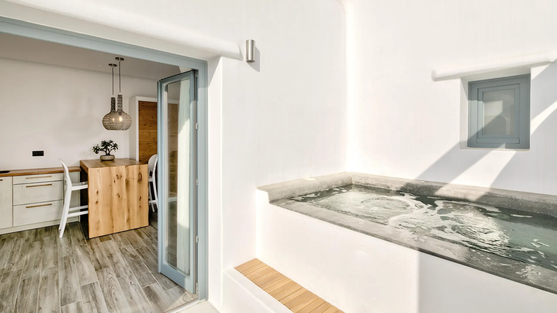 Portes Suites & Villas Mykonos Mykonos Town Hotel